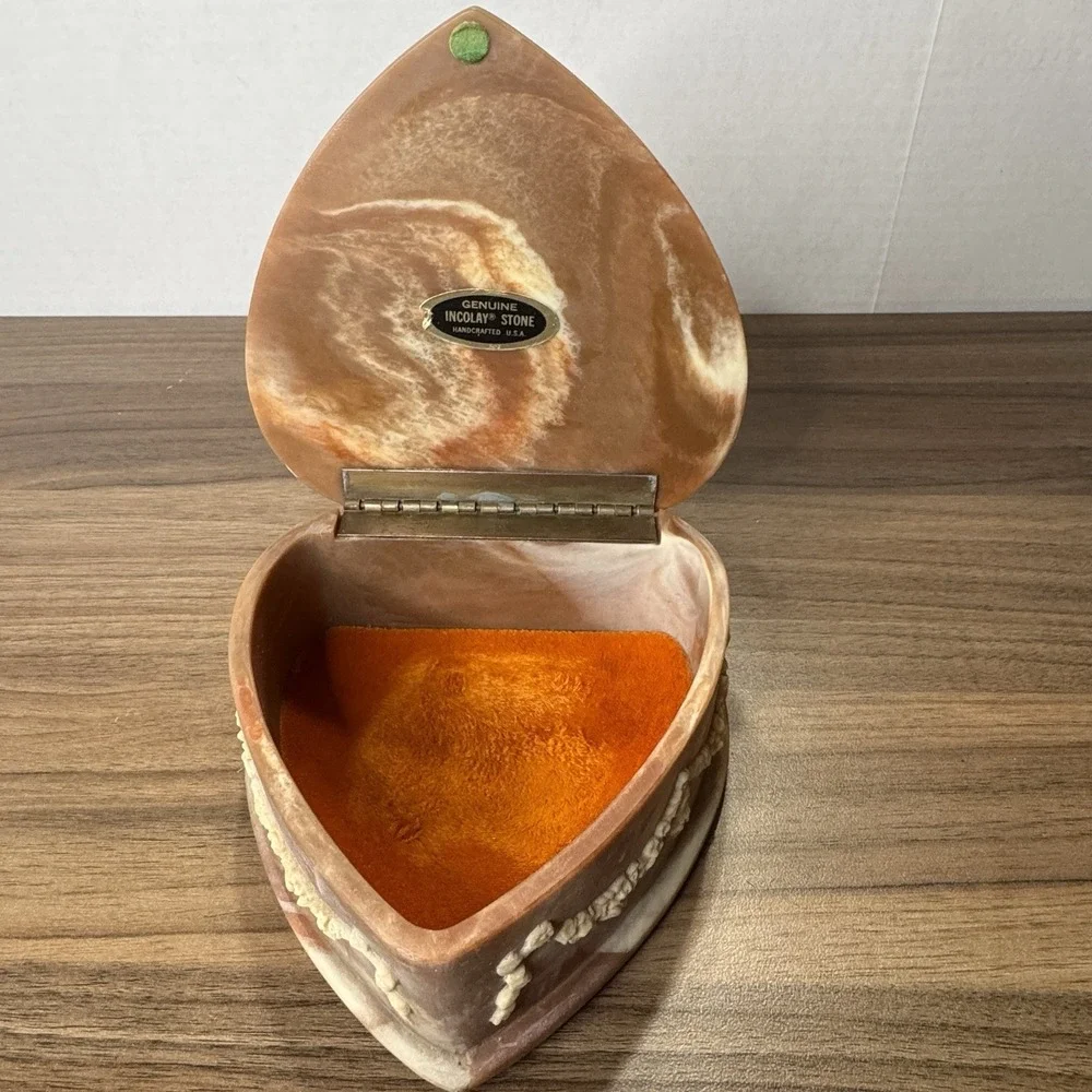 Vintage Incolay Stone Rose Heart Cameo Jewelry Box Doves Roses Velvet Lined 6x6